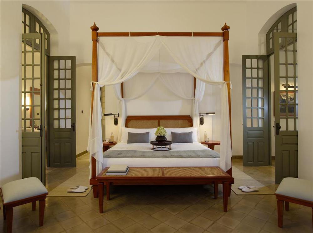 Amantaka Resort Luang Prabang Exterior foto
